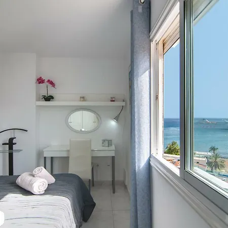 La Estrella 1a020 * Los Cristianos (Tenerife)